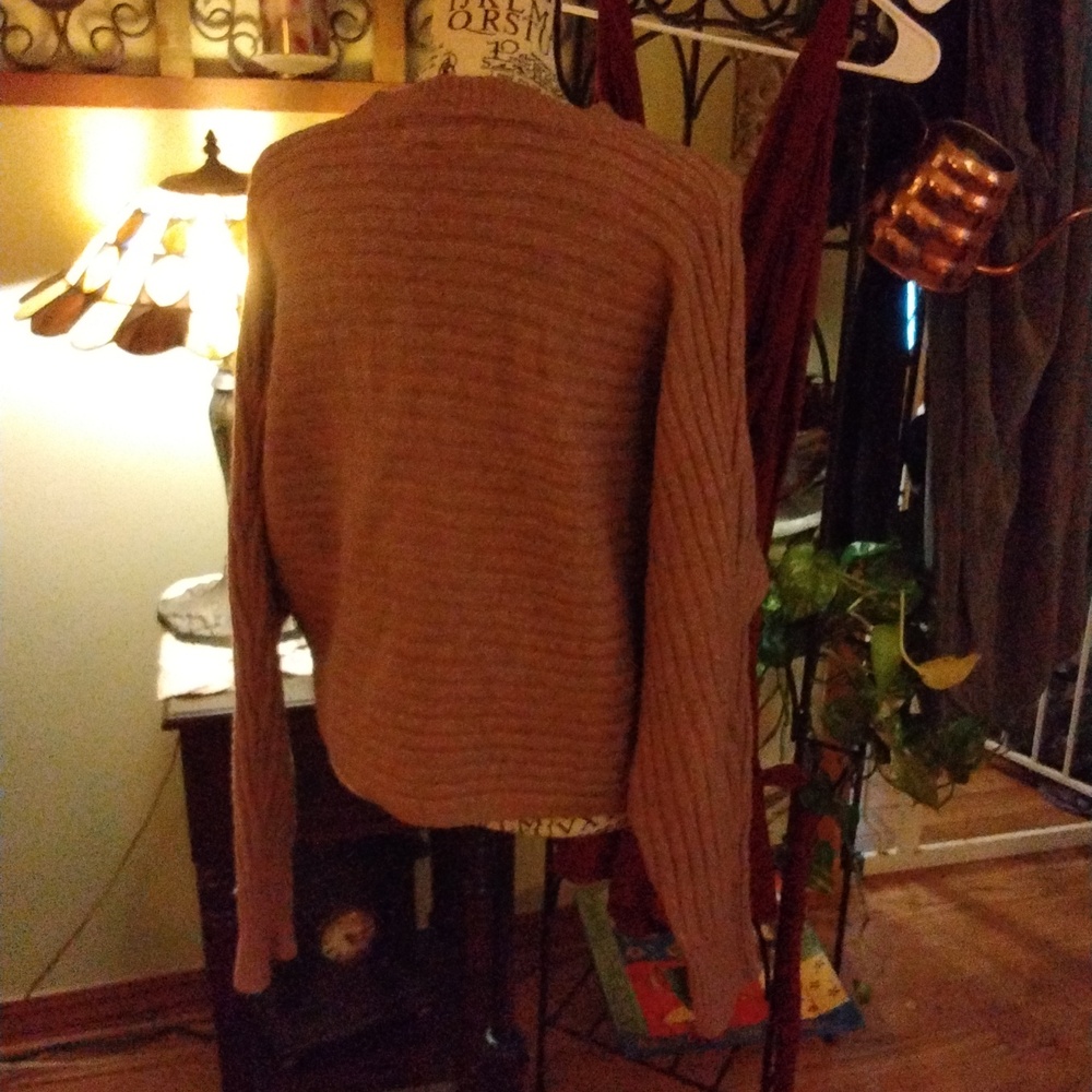 Women's heathered purple  dolman sleeve cropped sweater by Pink Rose size medium - Picture 2 of 3